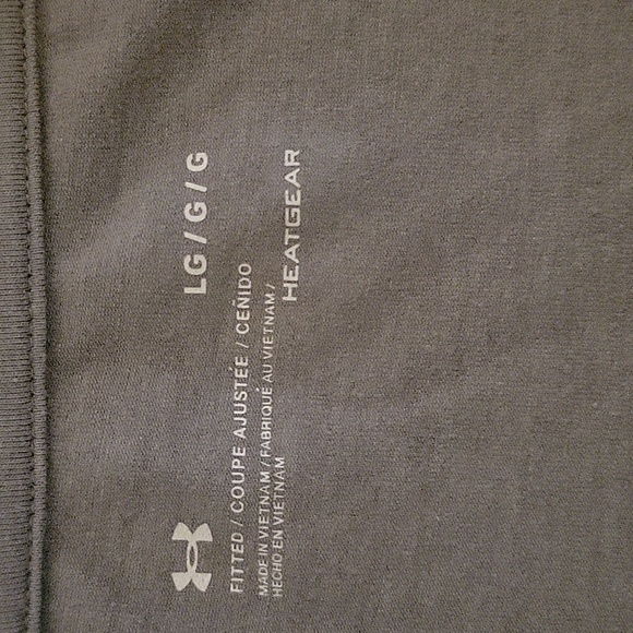 Under Armour fitted heatgear size large grey yellow black - Picture 2 of 8